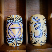 Load image into Gallery viewer, Handpainted chakra beads