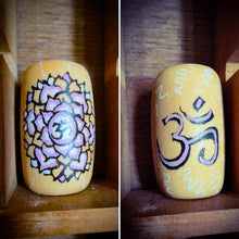 Load image into Gallery viewer, Handpainted chakra beads