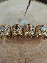 Load image into Gallery viewer, Flower of life cuff, short