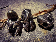 Load image into Gallery viewer, octopus
